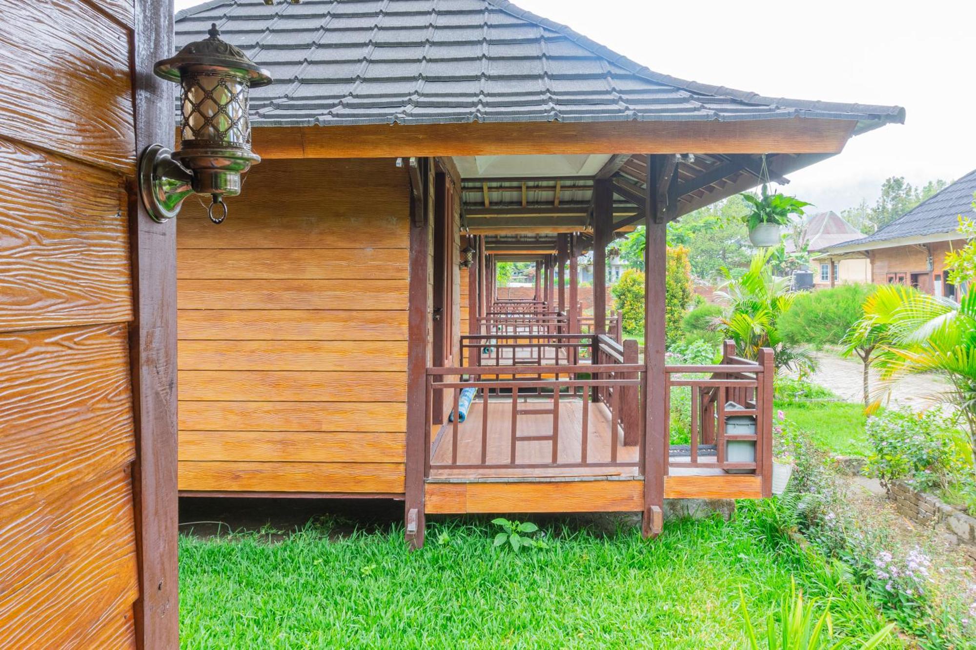 Puncak Rinjani Lodge Sembalunlawang Exterior foto